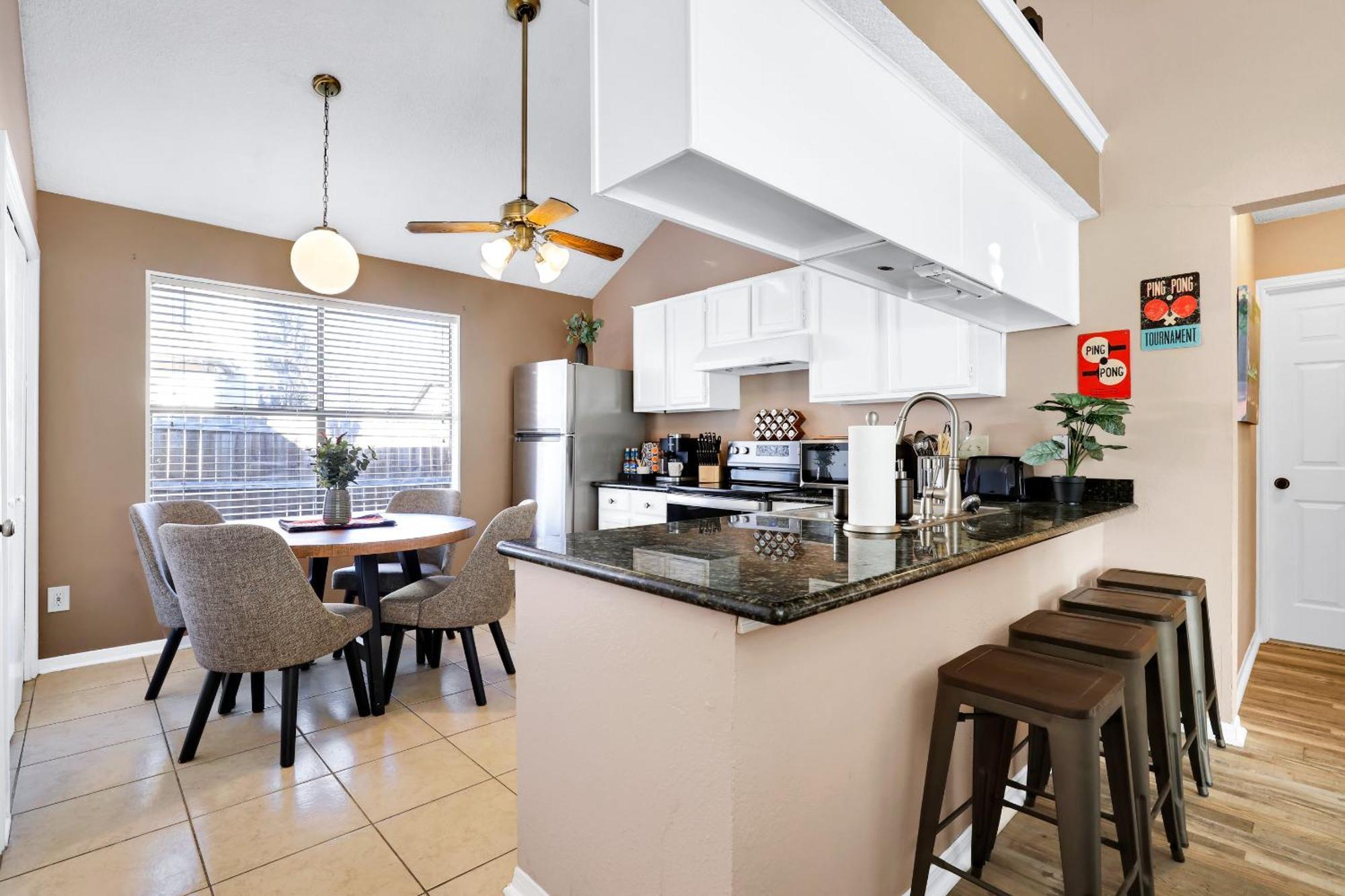 Pong - A Birdy Vacation Rental San Antonio Exterior foto